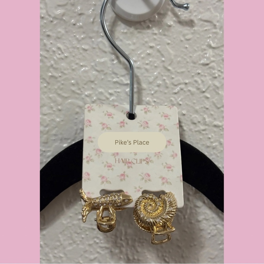 Mismatched Gold Hair Clips Set